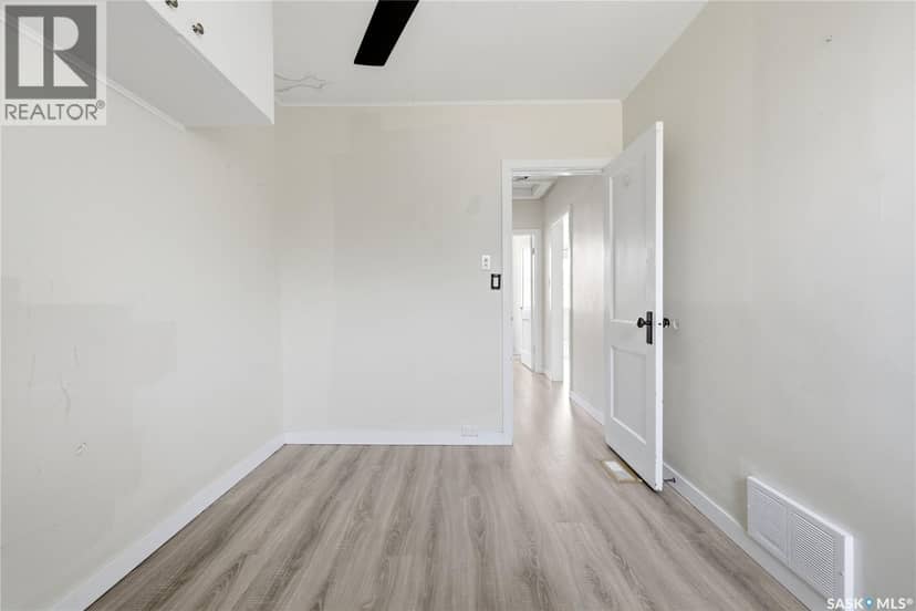2222 Wallace STREET — photo 10 of 29