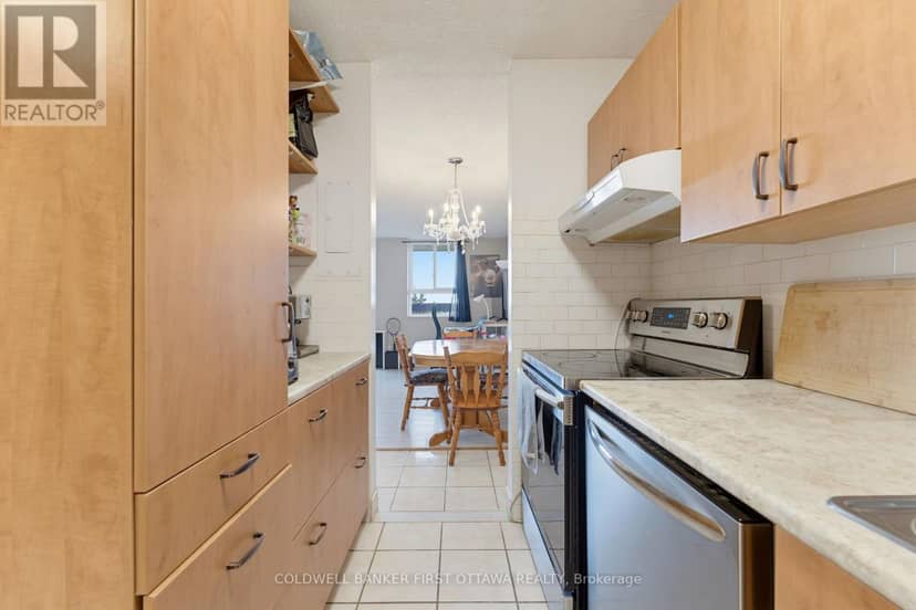 803 - 2000 Jasmine Crescent — photo 21 of 35