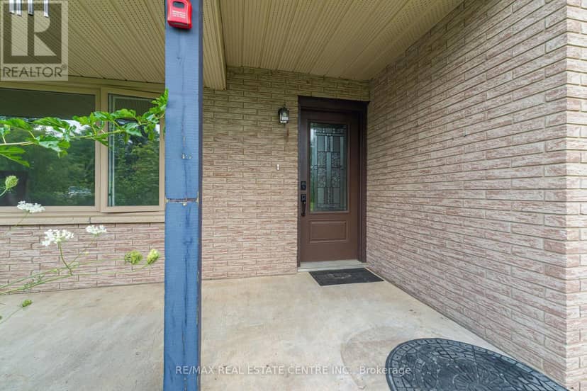 8438 Hwy 7 — photo 11 of 39