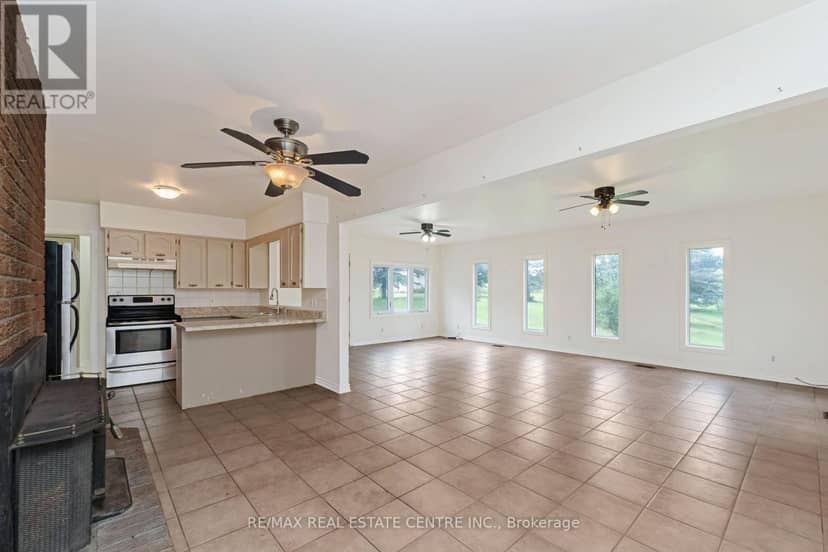 8438 Hwy 7 — photo 18 of 39