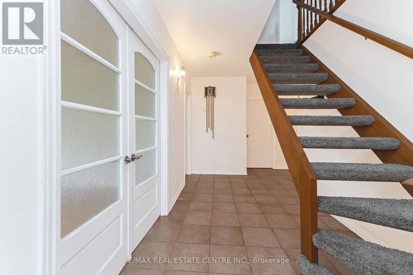 8438 Hwy 7 — photo 13 of 39