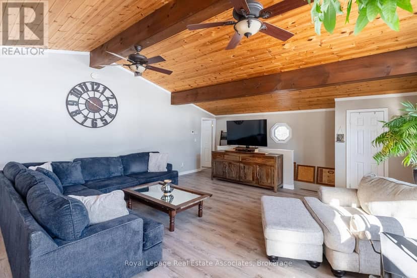 196 Circle Road — photo 14 of 40