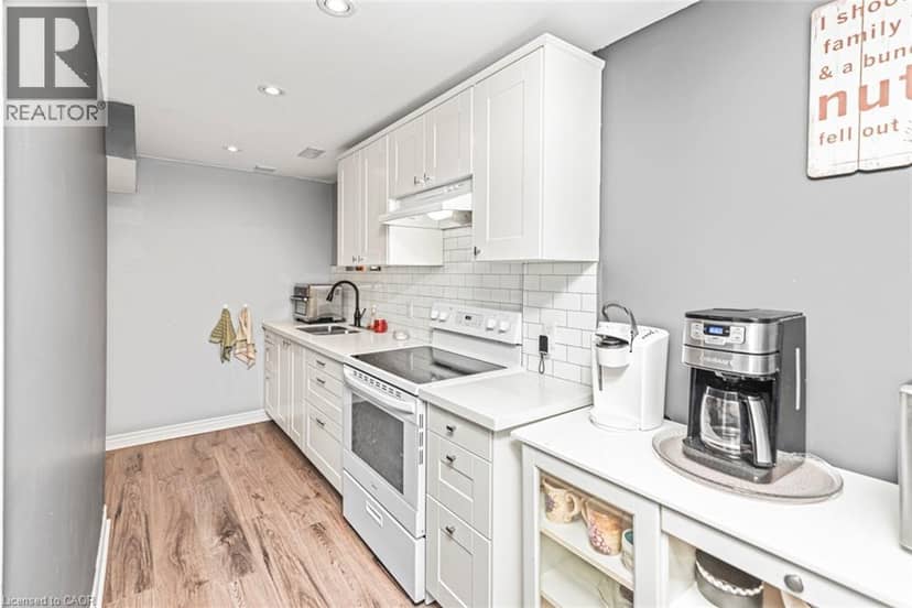 4257 STADELBAUER Drive — photo 34 of 40