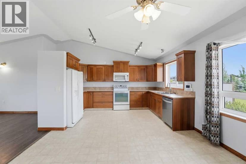 422045 Range Road 10 — photo 14 of 40