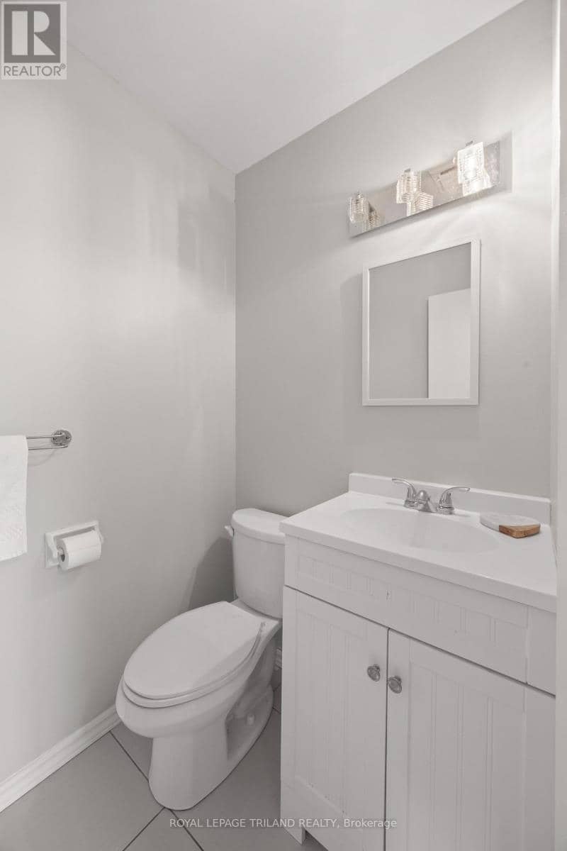 1769 Aldersbrook Road — photo 13 of 27
