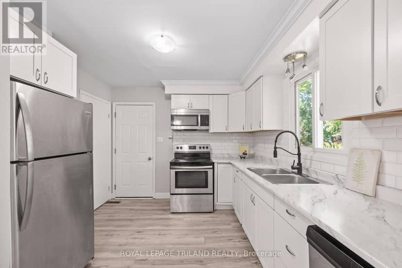 1767-1769 Aldersbrook Road, London North, photo 8