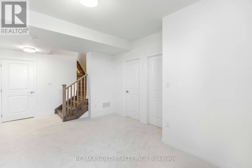 39 Timber Falls Drive — photo 37 of 40