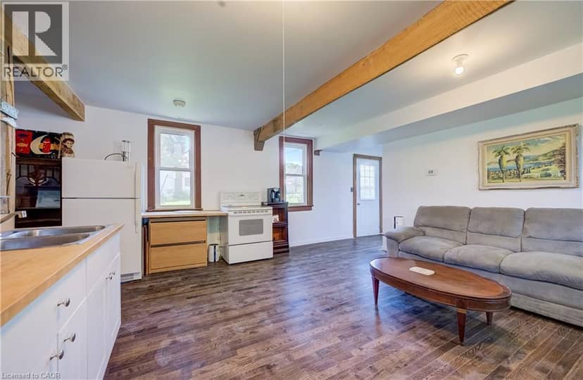 1242 Bruce Rd 1 — photo 9 of 40