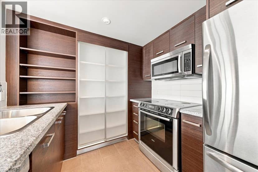 1804 2959 GLEN DRIVE, Coquitlam, photo 7