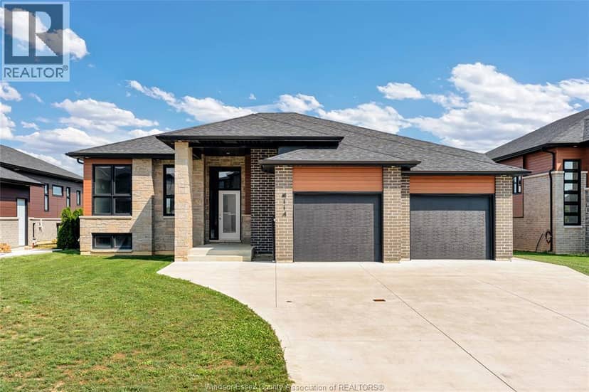 114 Hazel Crescent — photo 1 of 6