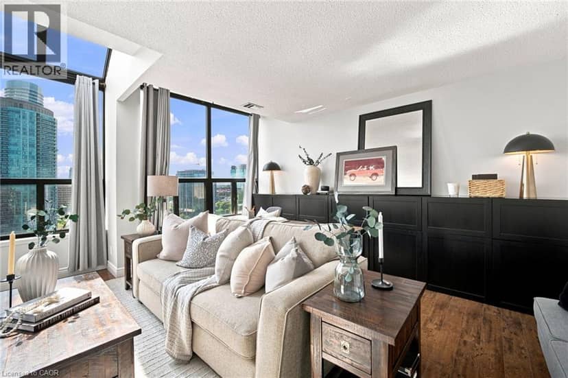 200 ROBERT SPECK Parkway Unit# PH1 — photo 13 of 40