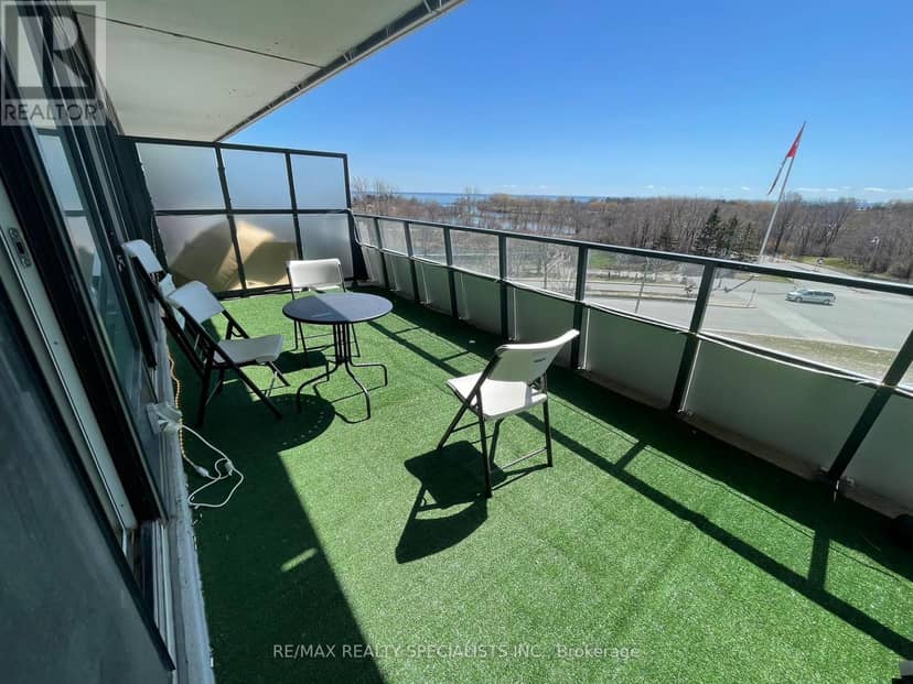 321 - 20 Shore Breeze Drive — photo 12 of 16