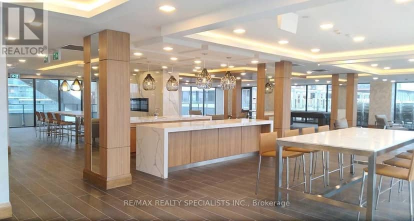 321 - 20 Shore Breeze Drive — photo 14 of 16
