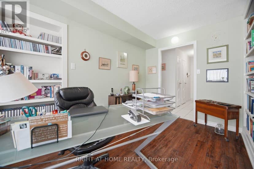 301 - 1580 Mississauga Valley Boulevard — photo 31 of 40