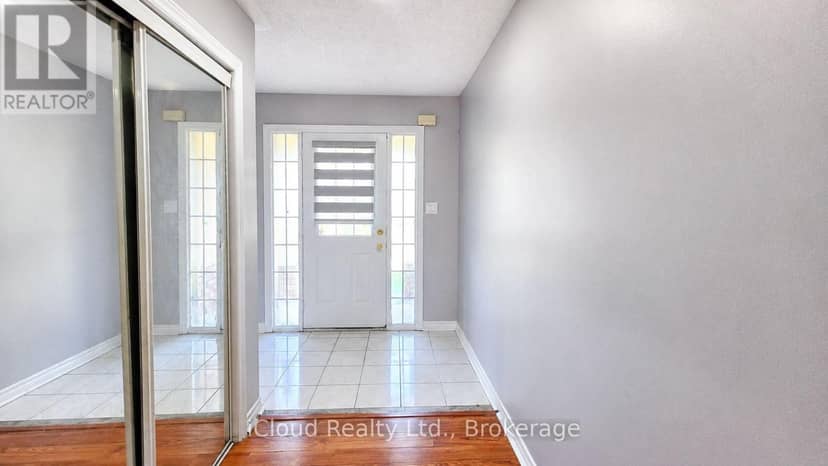 39 Manett Crescent — photo 4 of 40