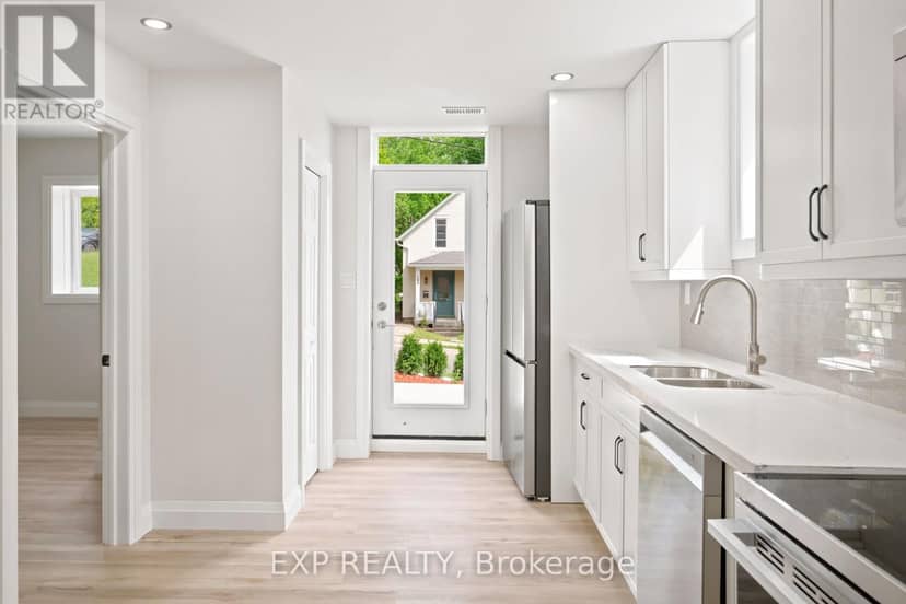 131 St George Street — photo 17 of 23