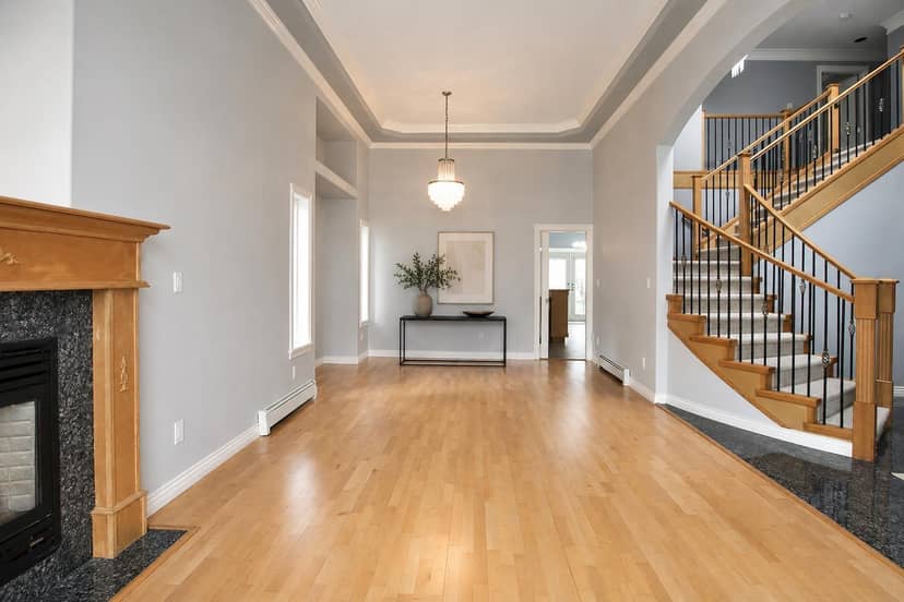 10304 128 STREET, Surrey, photo 2