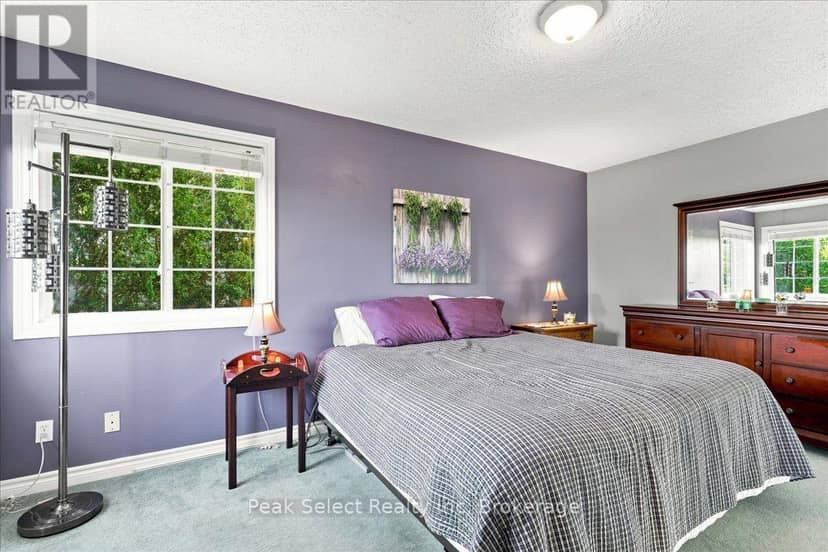 180 Ridgewood Crescent — photo 19 of 40