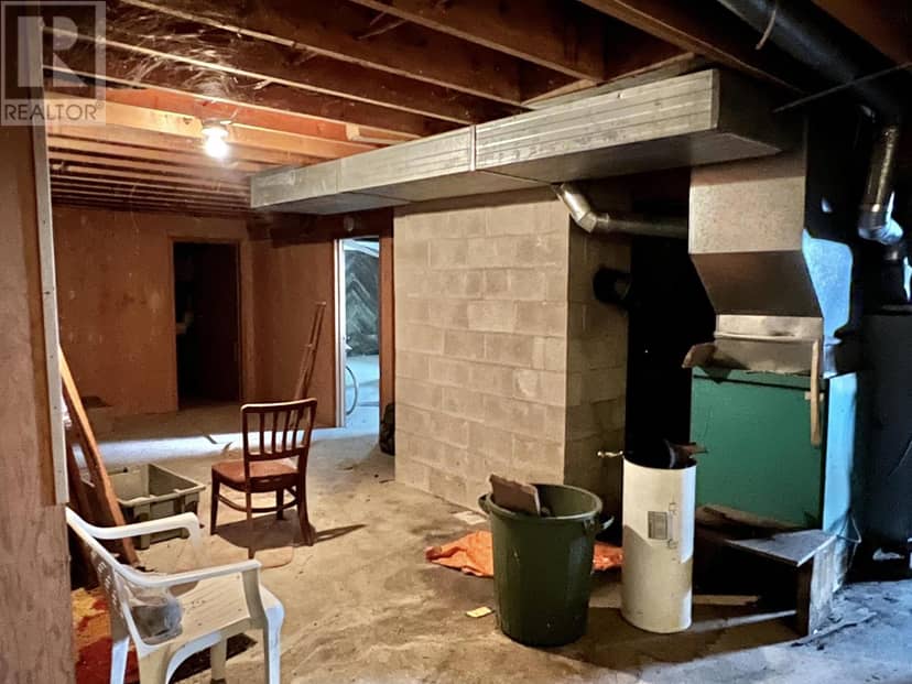 355 Pleasant Street — photo 19 of 33