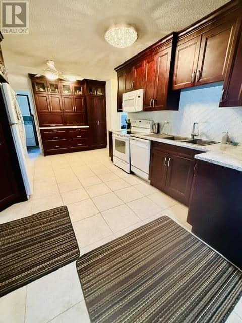 290 Second St N — photo 19 of 40