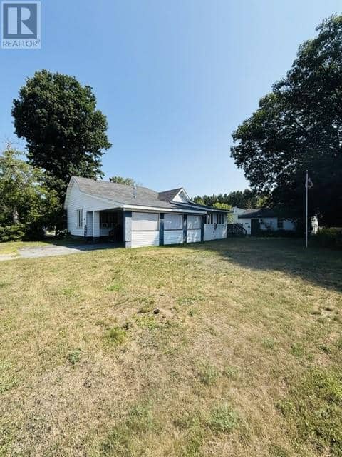 290 Second St N, Massey, photo 4
