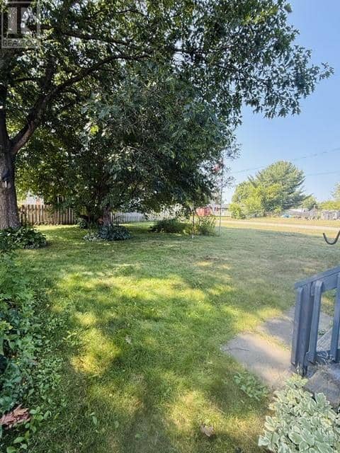 290 Second St N, Massey, photo 8