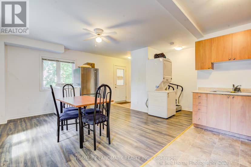3 - 736 Kingston Road — photo 11 of 15