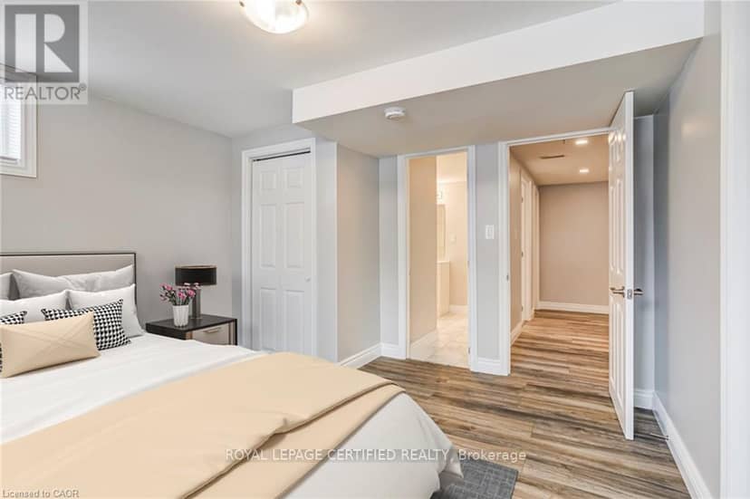 54 Duncombe Drive — photo 33 of 40