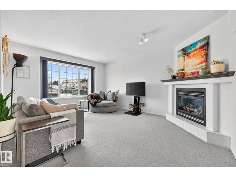 #16 225 Blackburn Dr SW, Edmonton, photo 2