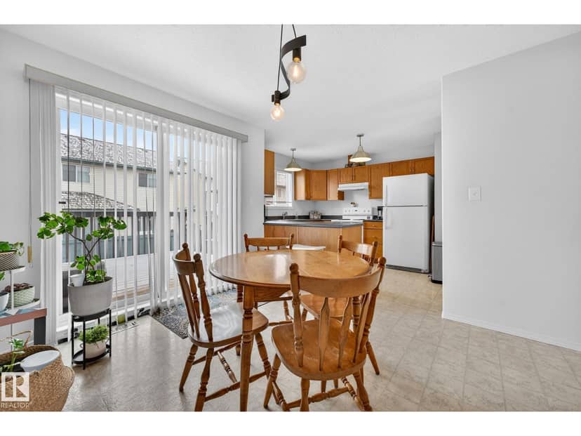 #16 225 Blackburn Dr SW, Edmonton, photo 4