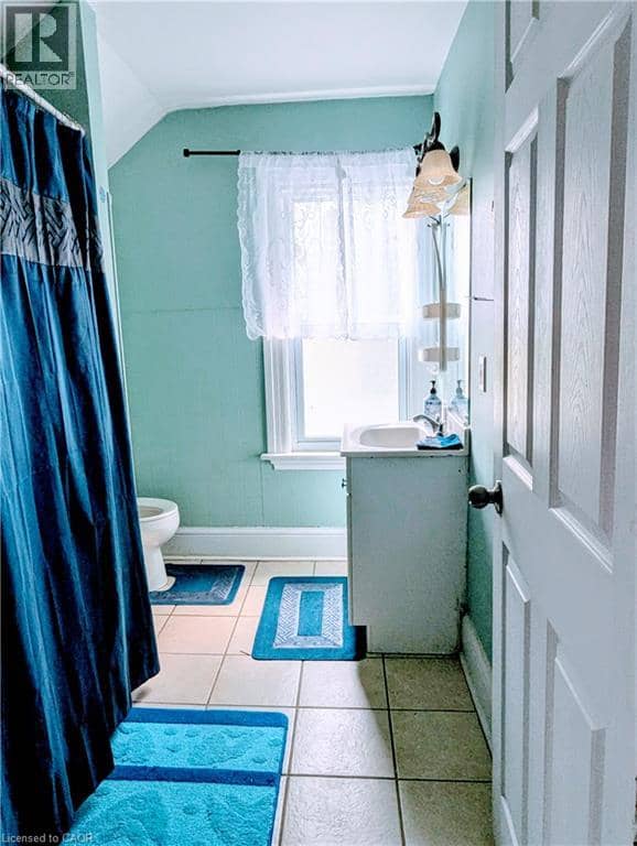 81 GREY Street — photo 37 of 40