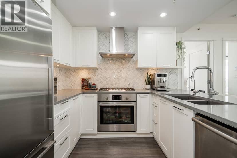 1409 520 COMO LAKE AVENUE, Coquitlam, photo 6
