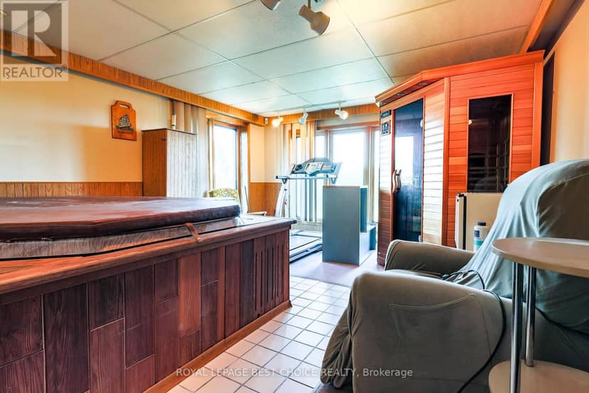 243 Lawlor Street — photo 23 of 31