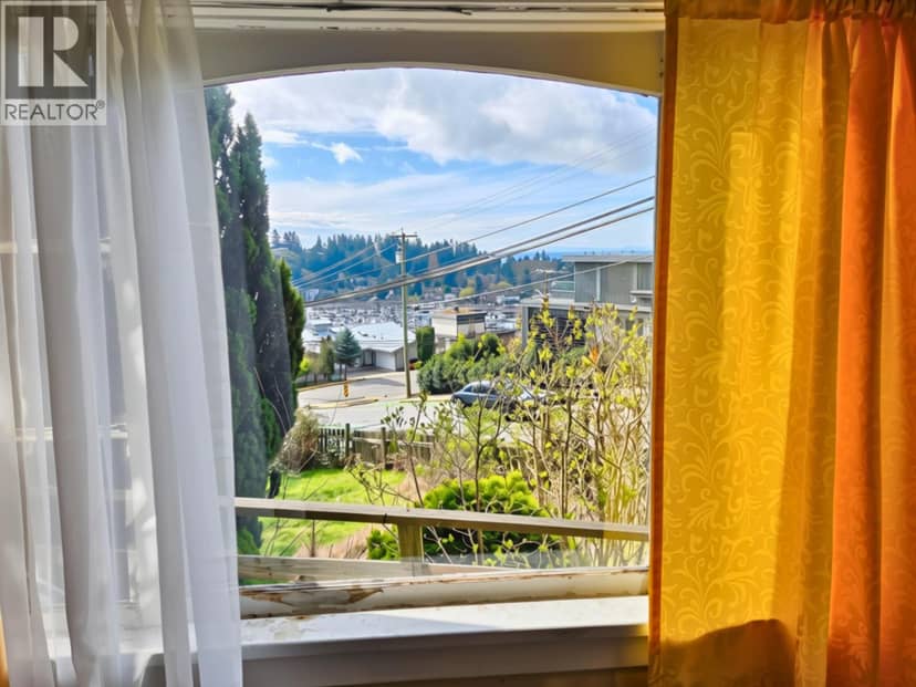 547 N FLETCHER ROAD, Gibsons, photo 5
