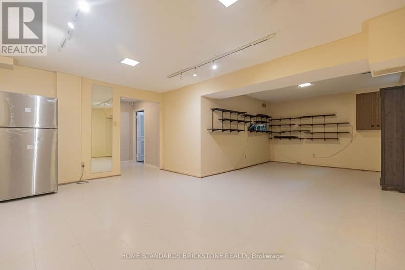 50 - 27 Proudbank Millway — photo 30 of 35