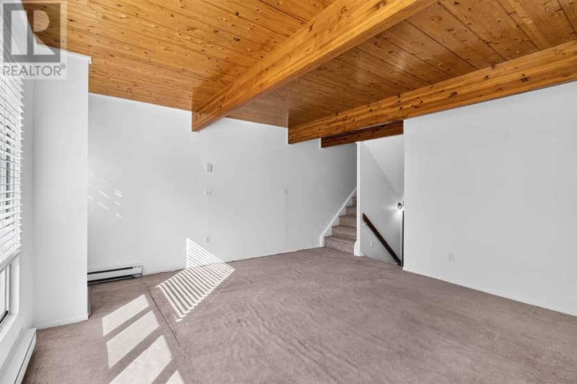 27 Drumdonald Road — photo 15 of 25