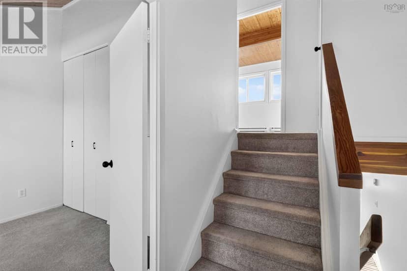 27 Drumdonald Road — photo 19 of 25