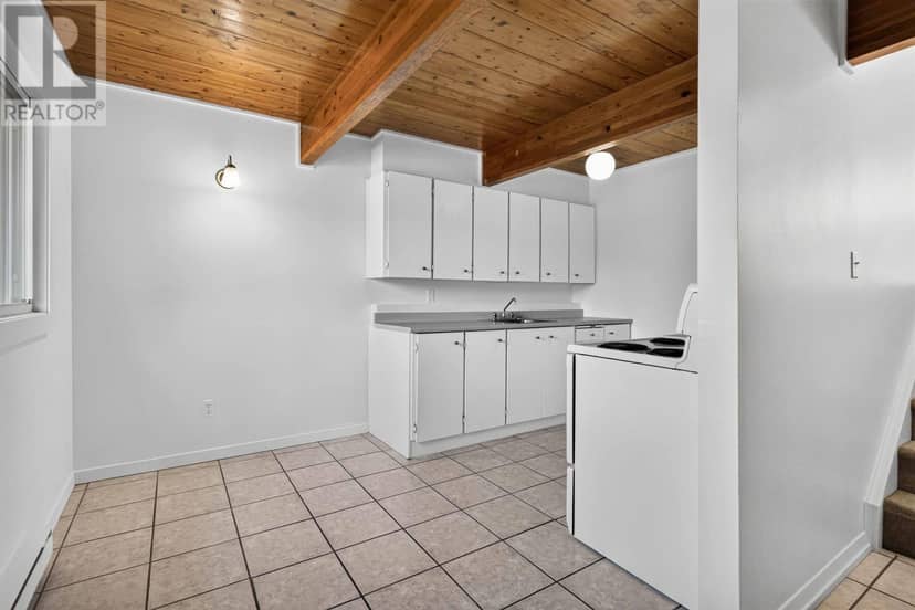 27 Drumdonald Road — photo 5 of 25