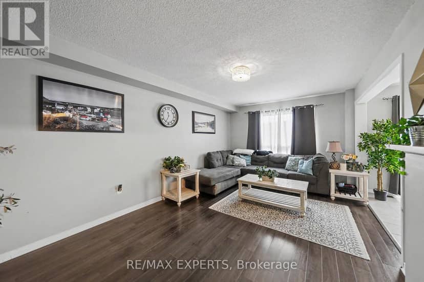 1261 Benson Street — photo 6 of 33