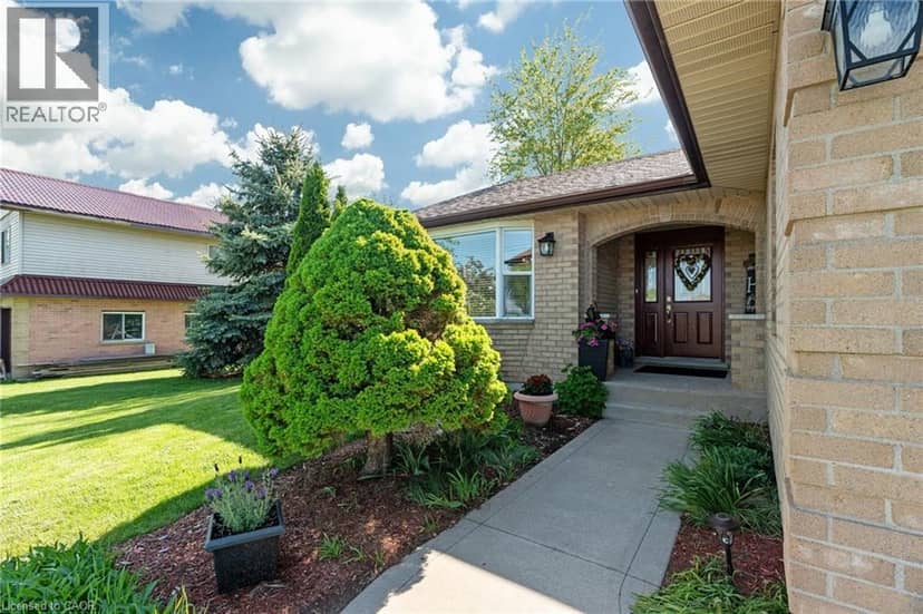 34381 DENFIELD Road — photo 4 of 40
