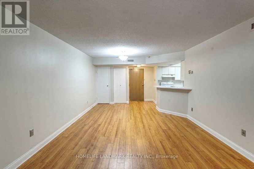 511 - 1001 Bay Street — photo 4 of 11