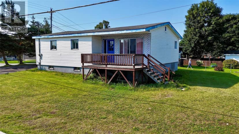 45 High Street, Deer Lake, photo 2
