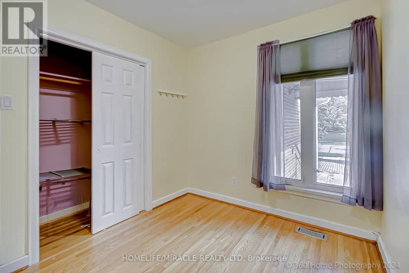 30 Fallowfield Road — photo 12 of 26