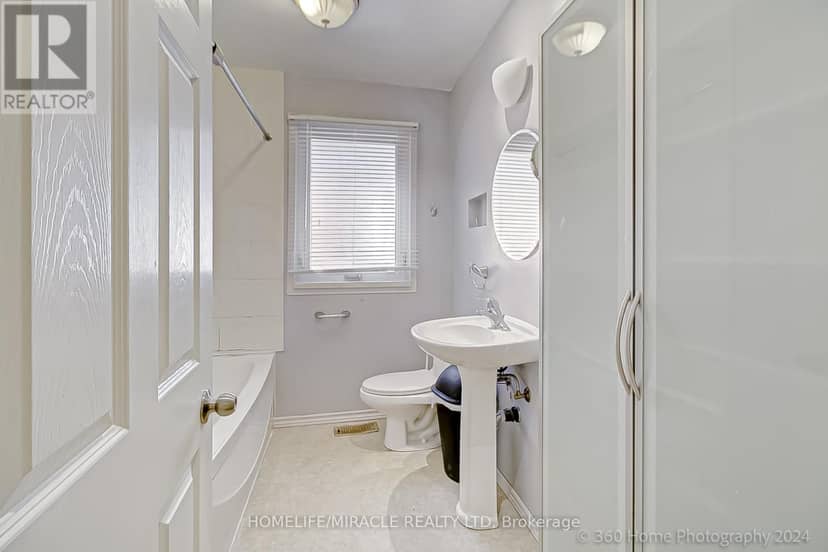 30 Fallowfield Road — photo 13 of 26