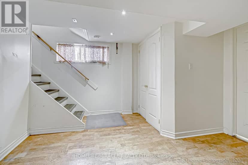 30 Fallowfield Road — photo 14 of 26