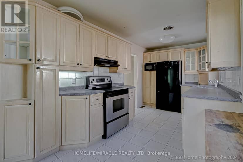 30 Fallowfield Road — photo 8 of 26