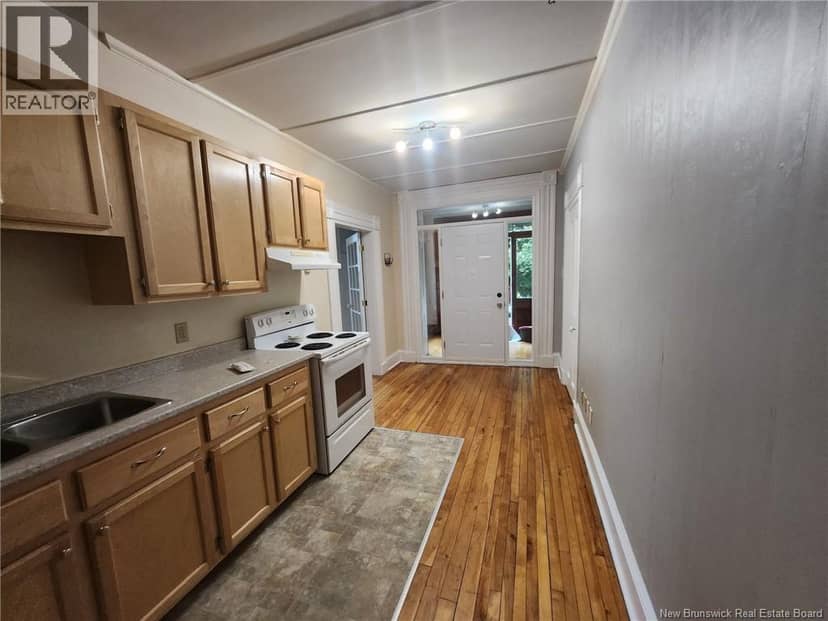 17 Pleasant Street — photo 15 of 40