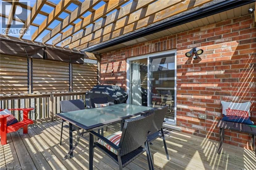 22 AMANDA Avenue — photo 24 of 31