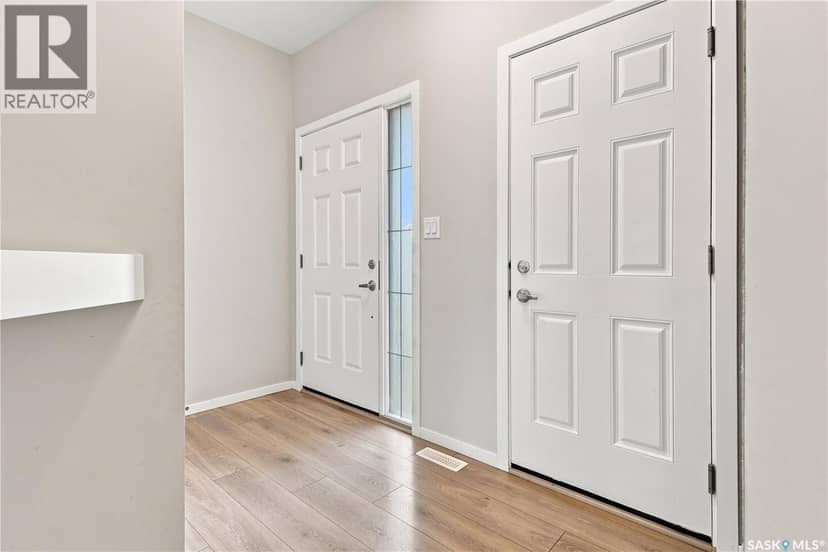 450 Aniskotaw WAY — photo 3 of 40