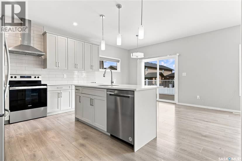 450 Aniskotaw WAY — photo 5 of 40